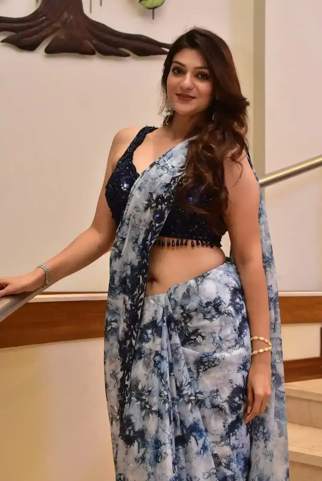 Indian Actress Aditi Gautam Images in Blue Colour Saree